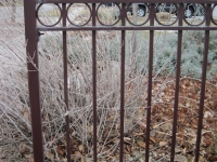 iron-anvil-fences-spear-top-double-rail-circles-flesher-15952-4-2