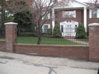 iron-anvil-fences-spear-top-double-rail-simple-dog-guard