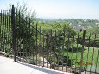 iron-anvil-fences-spear-top-single-rail-spear-217-beesley-pool-pepperwood-1-1