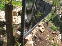 iron-anvil-fences-by-others-iron-anvil-fences-aire-dr-park-city-hammered-tube-by-others-2