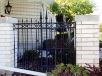iron-anvil-fences-by-others-iron-by-others-035