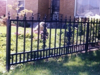 iron-anvil-fences-by-others-spear-and-small-dog-guard