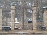 iron-anvil-gates-by-others-man-arch-immigration-canyon-1