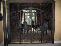 iron-anvil-gates-by-others-man-arch-top-off-6200-s