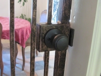 61-0731-Iron-Anvil-Gates-Man-Flat-RANNEY-15960-GATE-FRANK-LLOYD-WRIGHT-499