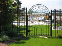 iron-anvil-gates-man-arch-ferran-kilgore-1-3