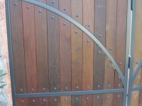 iron-anvil-gates-man-arch-wood-and-steel-richardson-14662-5