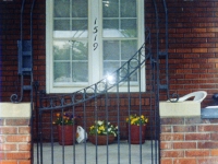 iron-anvil-gates-man-concave-slope-top