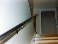 iron-anvil-handrails-wall-mount-pipe-chrome-above-capitol-1