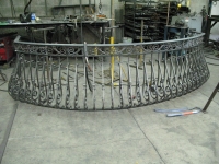 iron-anvil-railing-belly-rail-double-top-square-casting-hopkins-in-highland-4