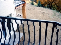 iron-anvil-railing-belly-rail-single-top-flat-bar-by-others-29-1031-7