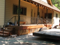 iron-anvil-railing-belly-rail-single-top-flat-bar-byrne-immigration-canyon-2