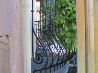 iron-anvil-railing-belly-rail-single-top-round-collars-29-0007-chandler-dr-3-2