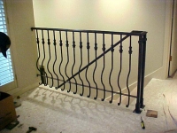 iron-anvil-railing-belly-rail-single-top-round-collars-doran-taylor-2