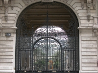 iron-anvil-railing-by-others-european-france-paris-263-47