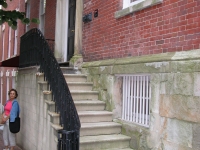 iron-anvil-railing-by-others-lateral-by-others-1-1