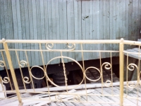 iron-anvil-railing-by-others-park-city-trolley-car