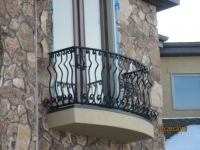 iron-anvil-railing-by-others-the-paint-experts-8-1