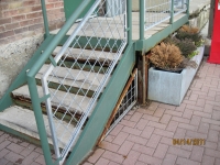 iron-anvil-railing-by-others-urban-stairs