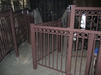 iron-anvil-railing-double-top-circles-4