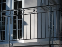 iron-anvil-railing-double-top-valance-steel-scrolls-ovals-williams-tane-2