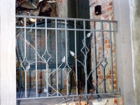 iron-anvil-railing-double-top-vine-diamond-12-0097