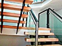 iron-anvil-railing-glass-bishop-elfrig-pepperwood-style-to-copy-by-others-2