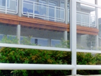 iron-anvil-railing-glass-by-others-1