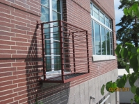 iron-anvil-railing-horizontal-flat-bar-urban-14868-unit-a-9