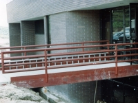 iron-anvil-railing-horizontal-pipe-wyoming-1-3