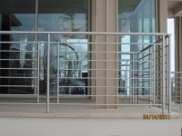 iron-anvil-railing-horizontal-stainless-steel-by-others