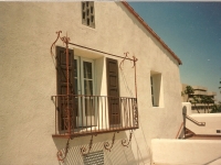 iron-anvil-railing-scrolls-and-patterns-picket-castings-steel-patterns-palm-spring-hospital-balcony-copy-1