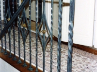 iron-anvil-railing-scrolls-and-patterns-repeating-collars-diamond-twist-10-41502-diamond-picket