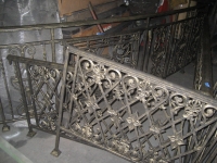 iron-anvil-railing-scrolls-and-patterns-repeating-restaurant-sugar-house-2