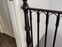 10-5033-Iron-Anvil-Railing-Single-Top-Simple-HENRIE-29902-QUEEN-ANN-POST-7