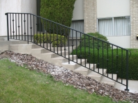 iron-anvil-railing-single-top-collars-avenues-1