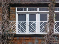 iron-anvil-railing-x-pattern-zig-zag-gary-immigration-canyon-2