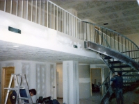41-0020-iron-anvil-stairs-grand-circular-treads-angle-iron-Wikens-2