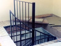 iron-anvil-stairs-spiral-angle-iron-no-tread-4-foot-diameter-41-1000