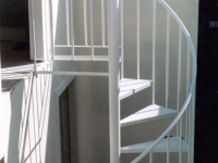 iron-anvil-stairs-spiral-checker-plate-4-ft-diameter41-1023