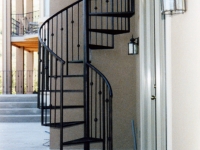 iron-anvil-stairs-spiral-expanded-metal-reverse-5-ft-diameter-collars-rail-41-1005-a-1