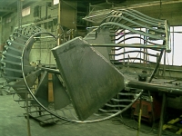 iron-anvil-stairs-spiral-smooth-smith-belly-rail-12