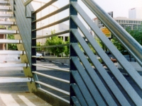 iron-anvil-stairs-double-stringer-treads-grip-strut-40-4000-gastronomy-5